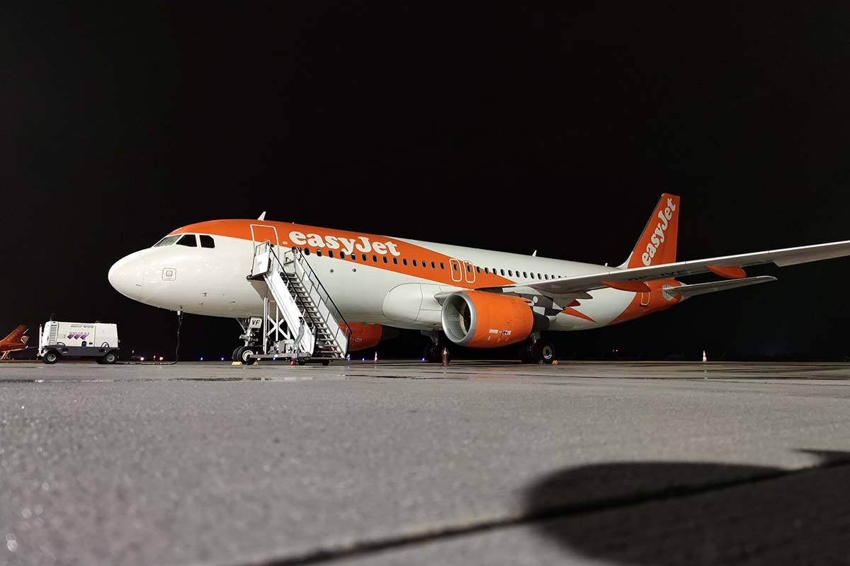 ritardo easyjet