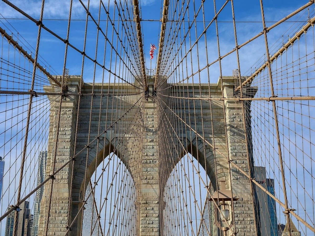 Troppo caldo a New York, si blocca il ponte girevole sul fiume Harlem