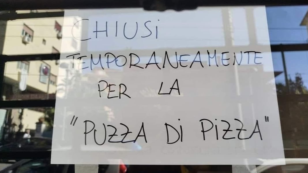 Pizzeria Danese chiusa a Portici per “puzza di pizza”