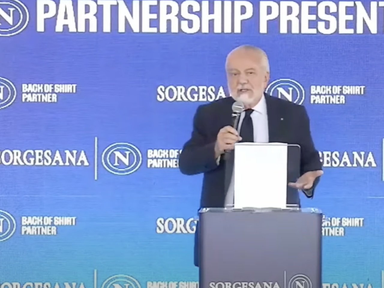 De Laurentiis:  “Vogliamo acquistare e riqualificare il Maradona”