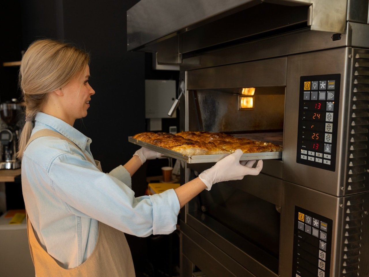 Forni pizza elettrici rispetto ai forni a legna o a gas