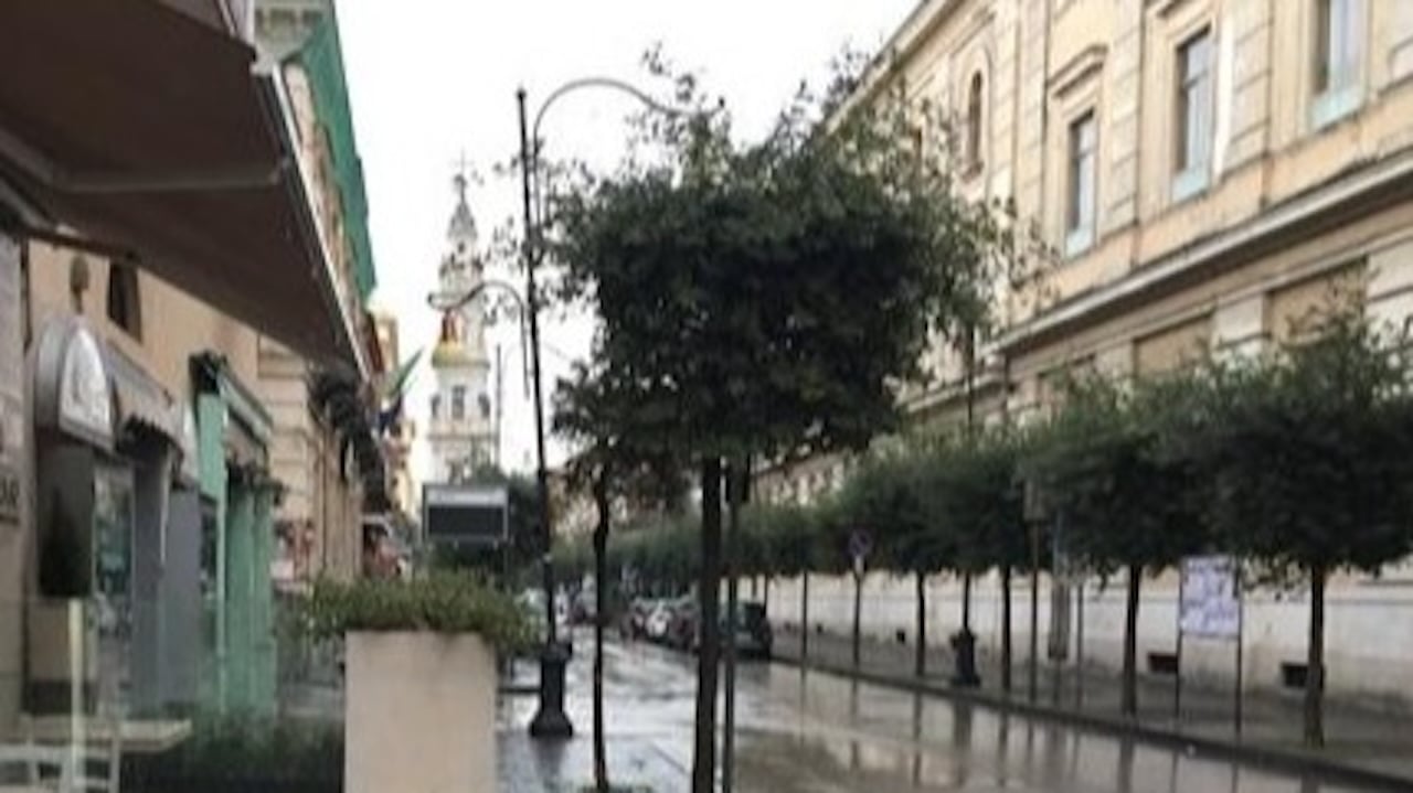 Pompei 13enne accoltellato davanti alla scuola