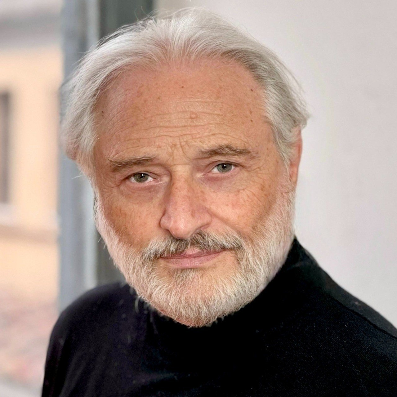 Amedeo Minghi torna con un nuovo album dopo 8 anni di assenza