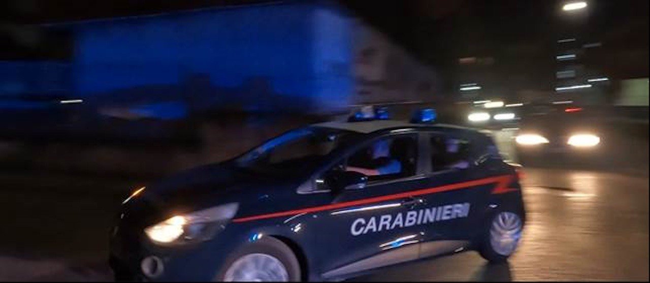 Casal di Principe, inseguimento nella notte: arrestati due pusher 17enni