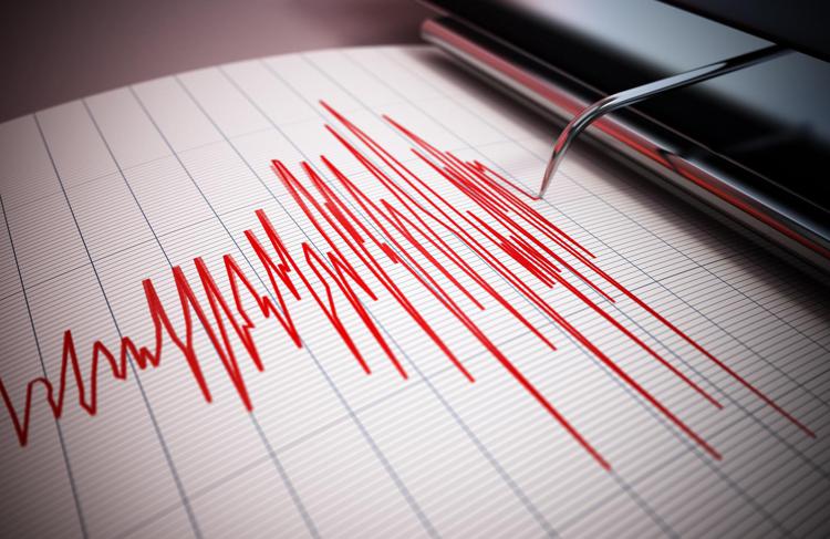 Terremoto ai Campi Flegrei, sospesa la circolazione ferroviaria nel nodo di Napoli