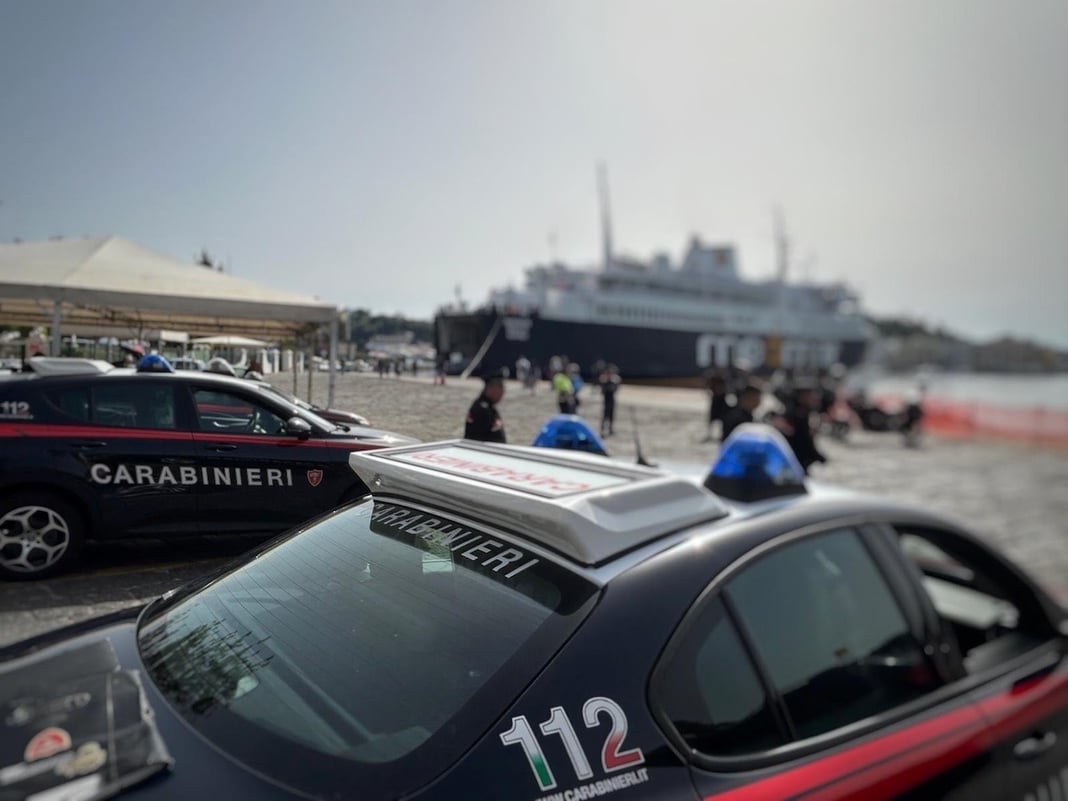 Ischia, rissa tra minorenni all’alba fuori da una discoteca