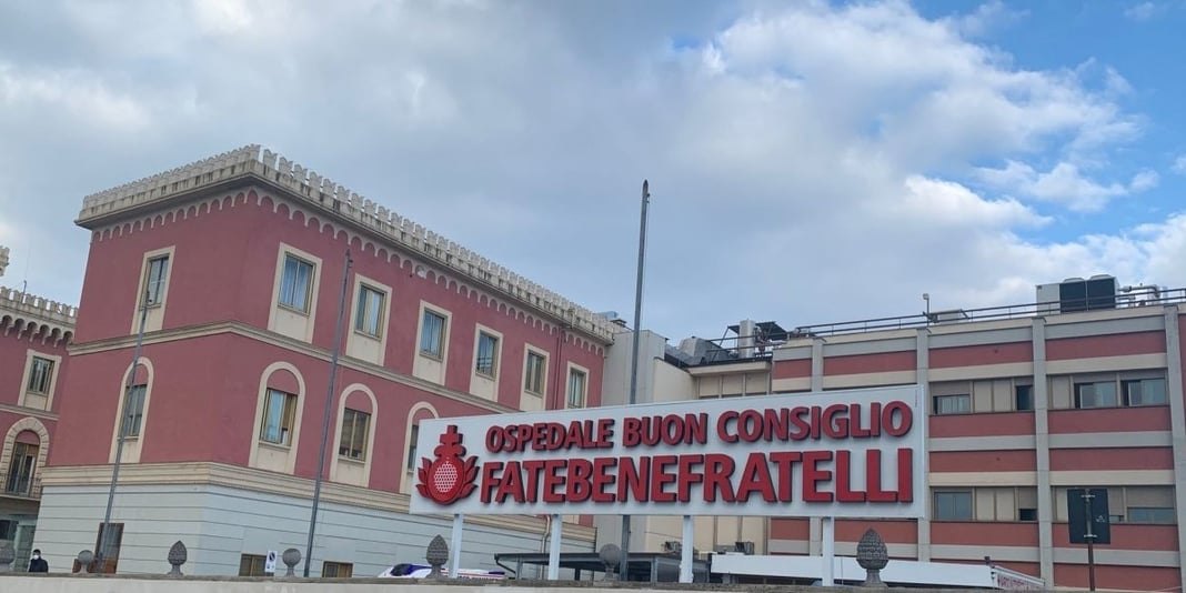 Napoli, aggredisce infermiere al Fatebenefrattelli: arrestato giovane dello Sri Lanka