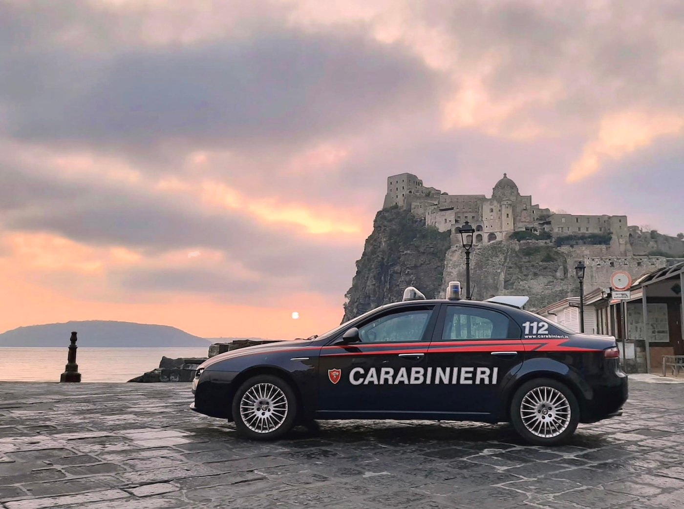 Ischia, sequestri e denunce per abusivismo e irregolarità