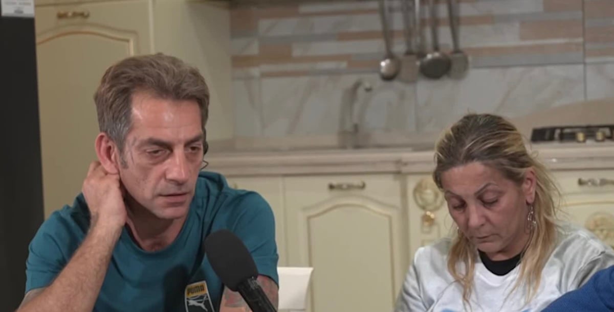 Insulti choc sui social ai genitori di Martina: “I cani sono meglio di voi”
