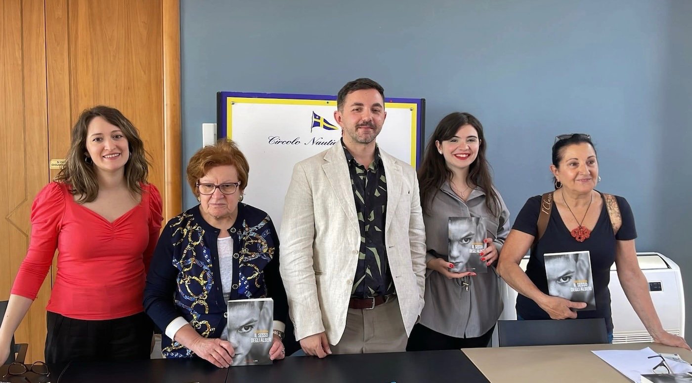Castellammare, Alessio Arena ha presentato il suo nuovo romanzo