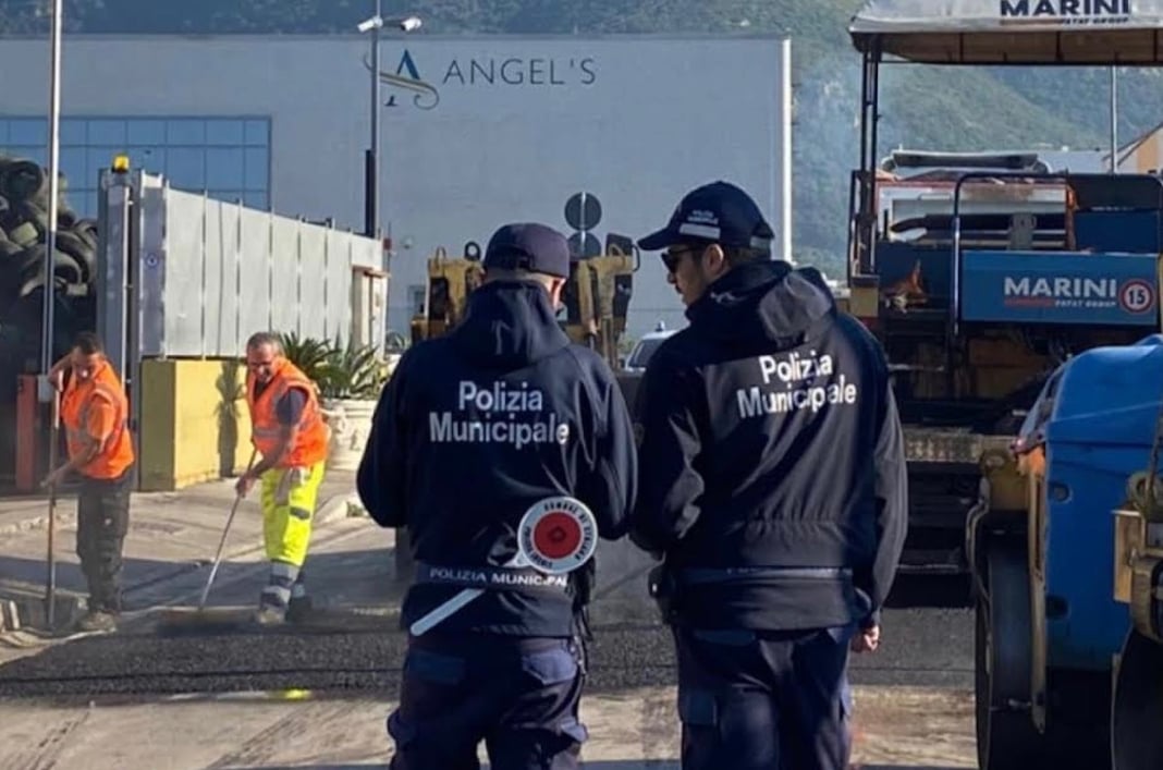 Striano, abbandono illecito di rifiuti