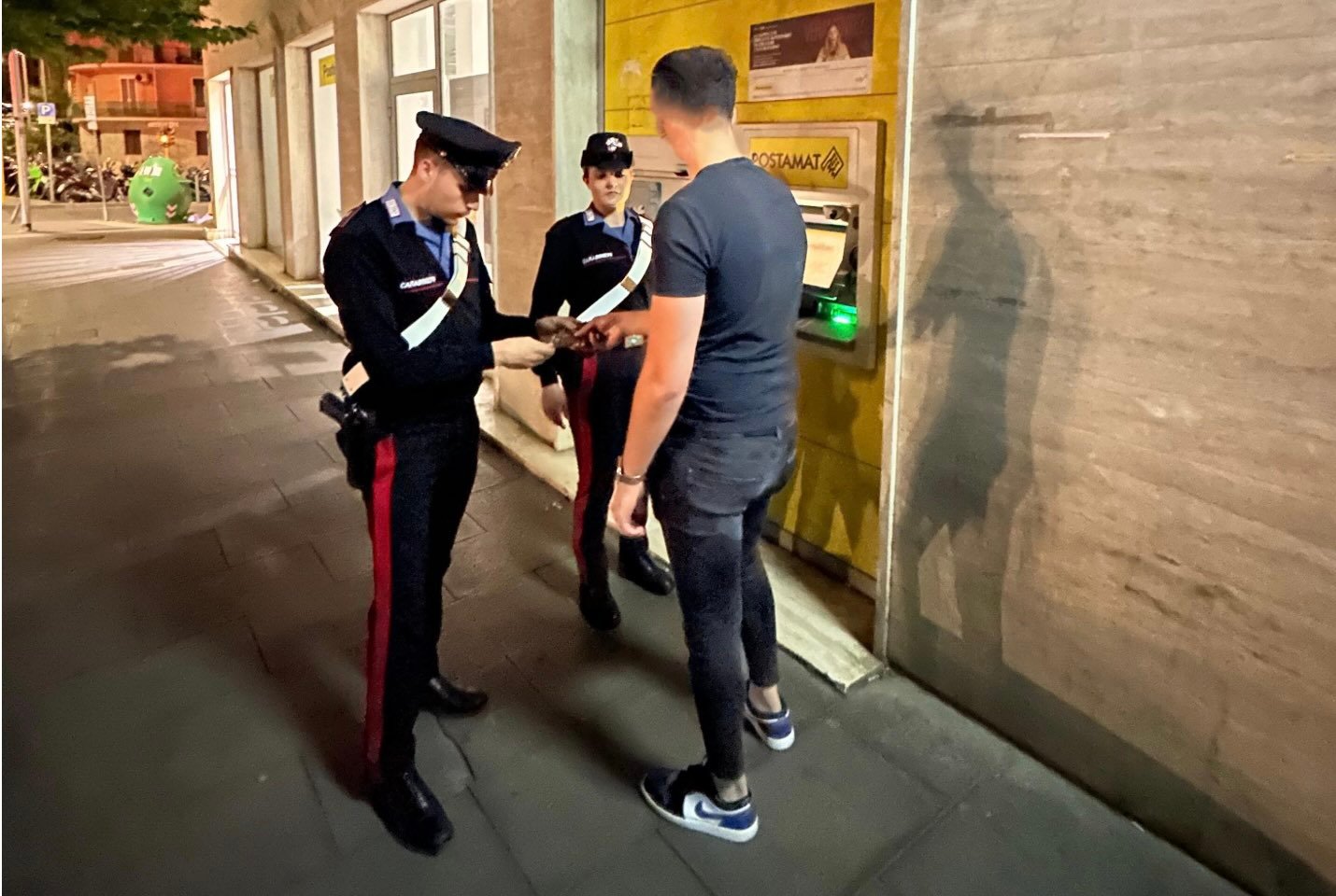 Roma, napoletano arrestato con 199 Carte di Credito e 510 Gratta e Vinci