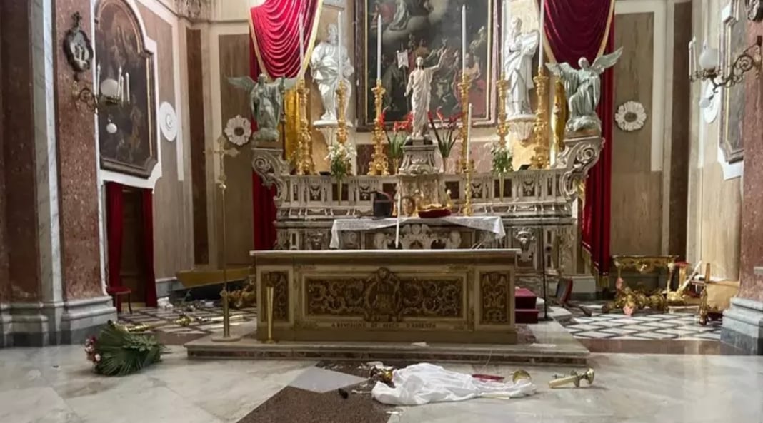sant'Antimo santuario devastato