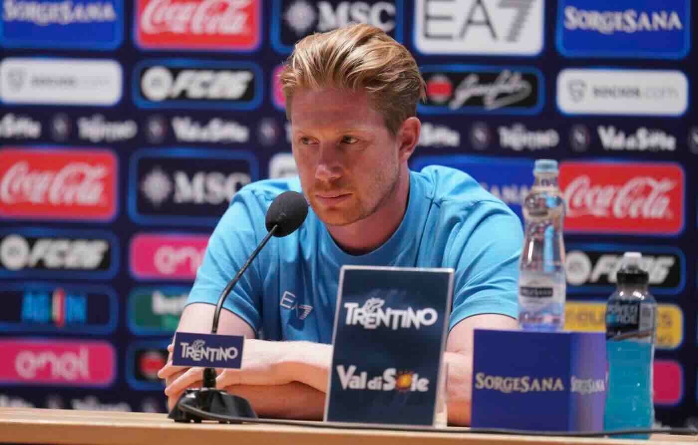 De Bruyne: “Napoli, il livello è alto. Sto imparando tutto, anche Conte”