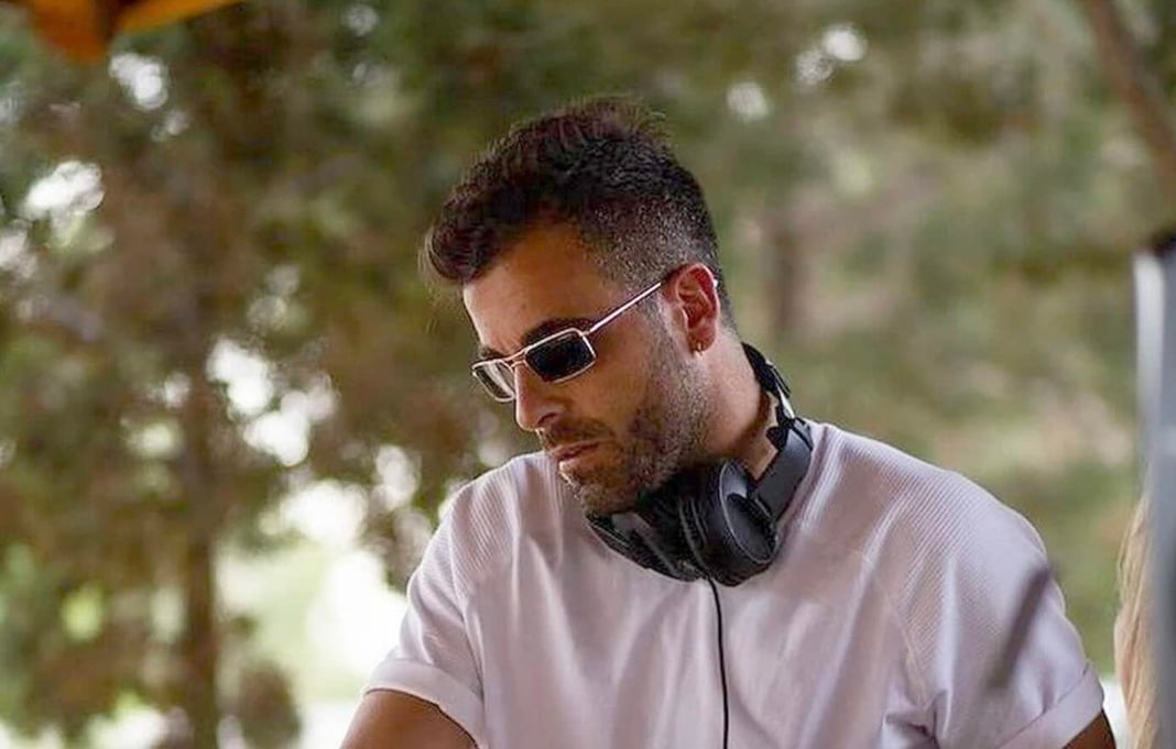 Morte di Dj Godzi, un testione accusa: ““Ho visto gli agenti colpirlo mentre era ammanettato”