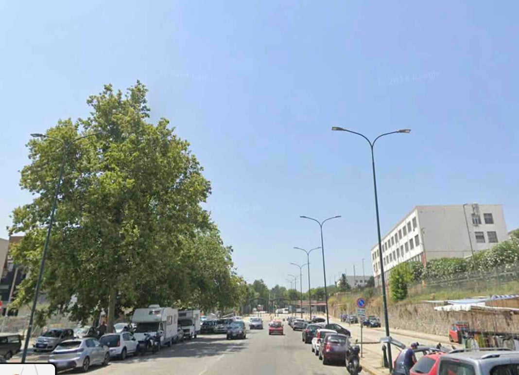 Napoli, morto l’anziano travolto sulla bici in viale della Liberazione