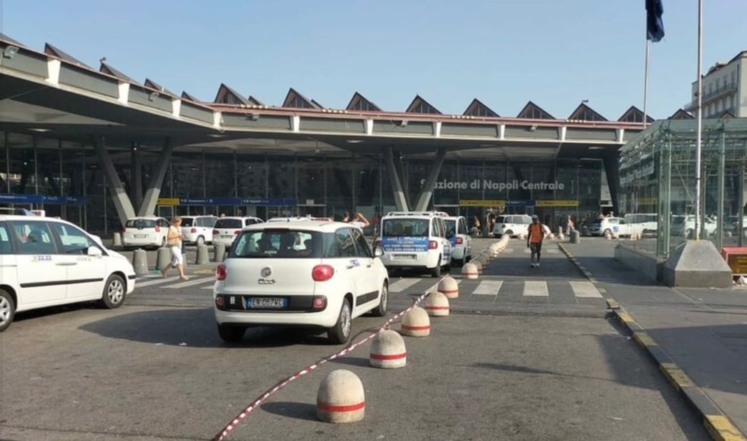 Napoli, i tassisti scrivono ancora al Prefetto: “Città al collasso per il traffico”